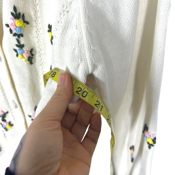 Vintage 60s Off White Floral Embroidered Knit Button Up Cardigan Medium - Picture 6 of 6